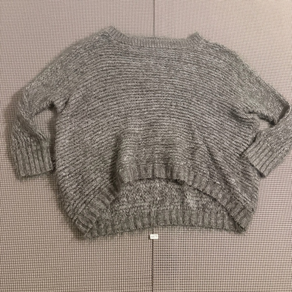 BCBGMAXAZRIA Women Grey Textured Knit Scoop Neck Sweater Size S